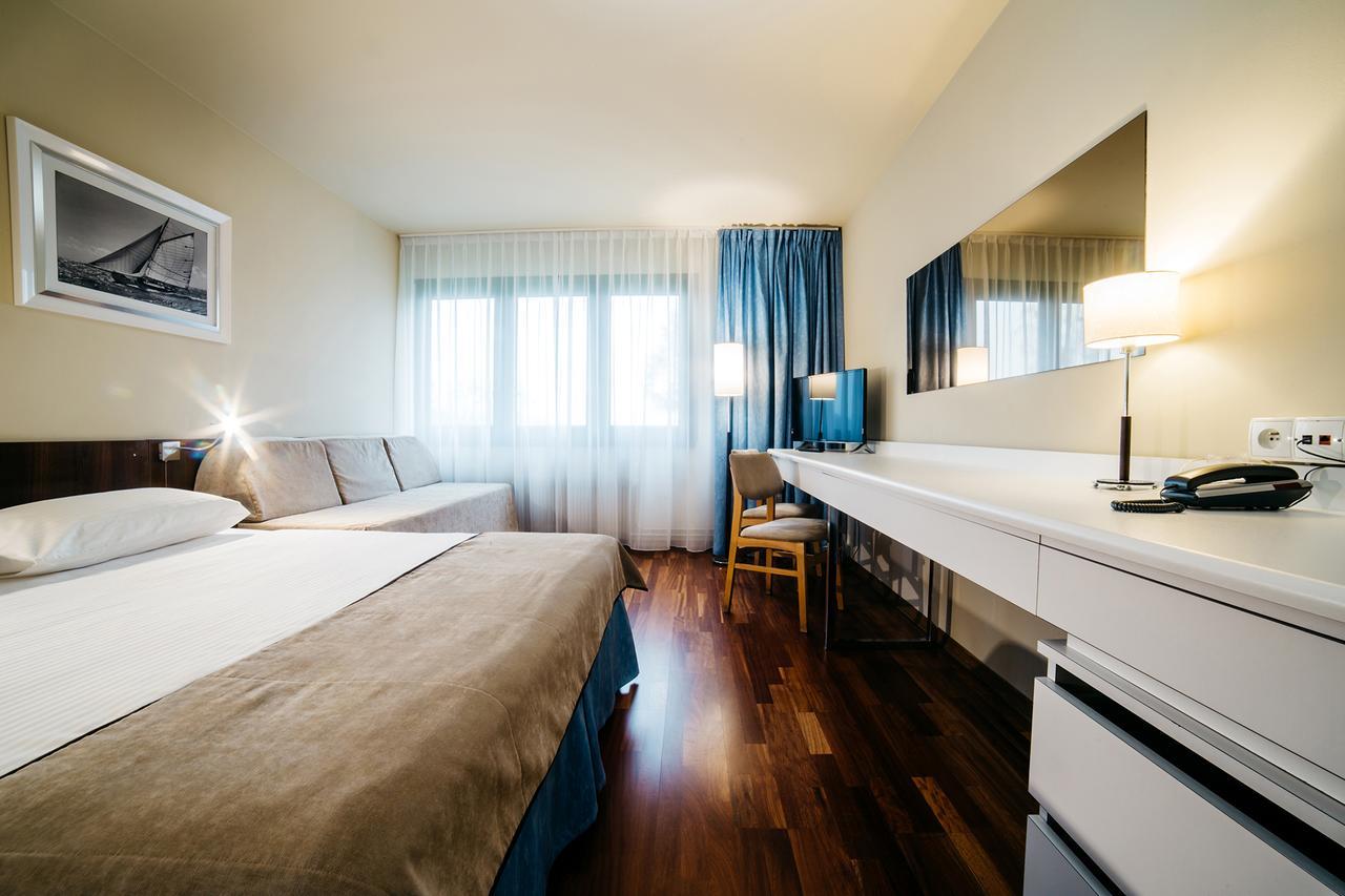 Hotel Omega