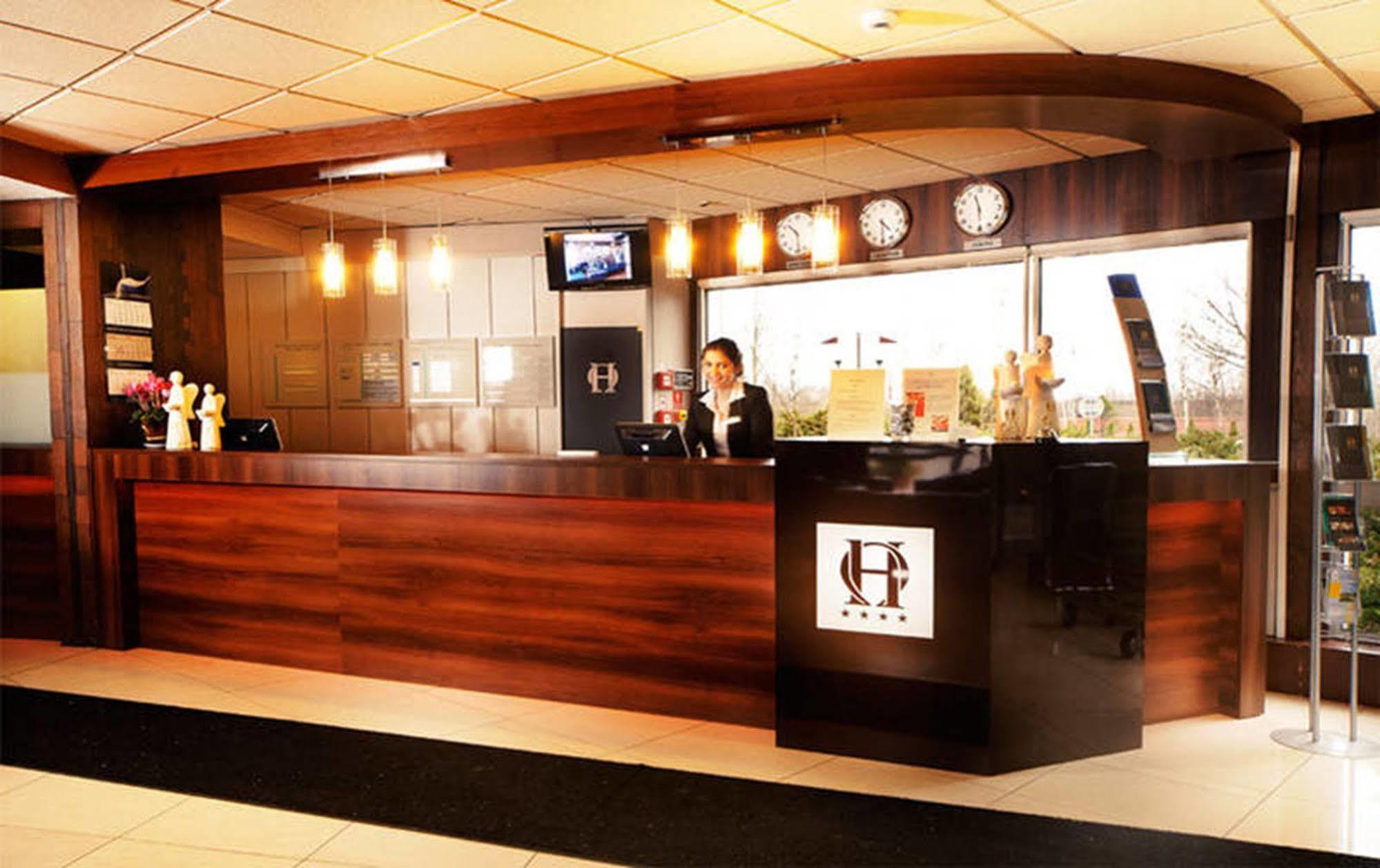 Omega Hotel 3*